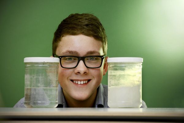 Der Bundessieger in Chemie (Stiftung Jugend forscht e. V.).